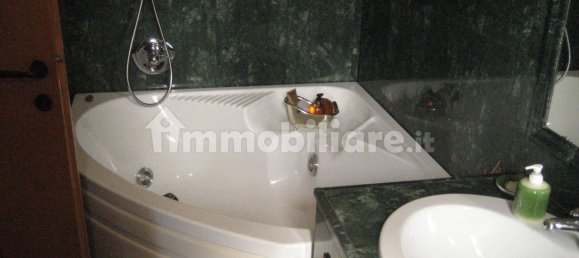 Villa T2 em Gardone Riviera, Italy N.º 126052 12