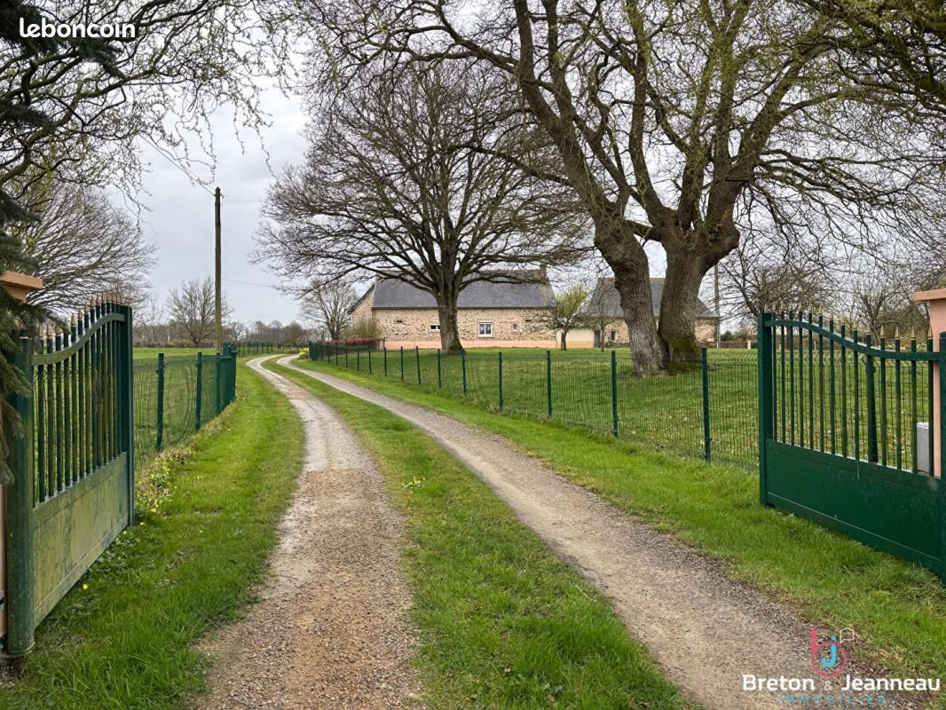 3 chambres Maison à Cosmes, France No. 98443