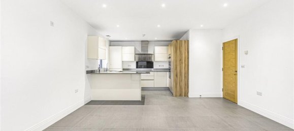 2 bedrooms Apartment in Cuffley, United Kingdom No. 6554 7