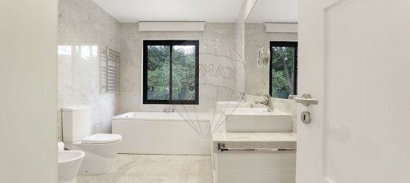 6 bedrooms House in Cascais, Portugal No. 172840 9