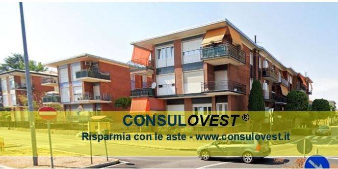 2 غرف نوم شقة في Magenta, Italy رقم 268298