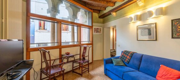 3 bedrooms Apartment in Venice, Italy No. 359445 2