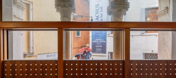 3 bedrooms Apartment in Venice, Italy No. 359445 10