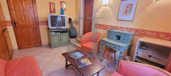 2 Schlafzimmer Stadthaus in Grignan, France, Nr. 189742 14