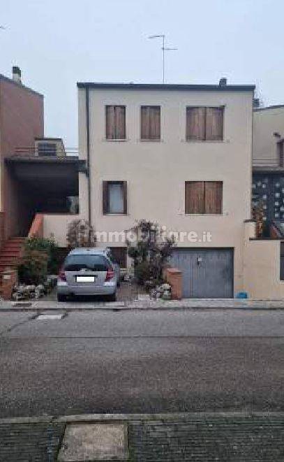 9 bedrooms Apartment in Monte San Pietro, Italy No. 374223