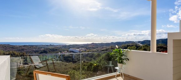 3 bedrooms Apartment in Benahavis, Spain No. 2863 25