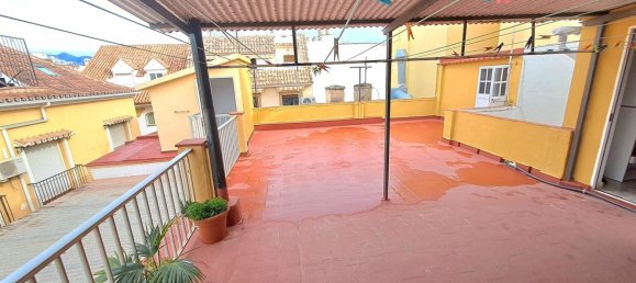 4 bedrooms Apartment in Fuengirola, Spain No. 47674 2