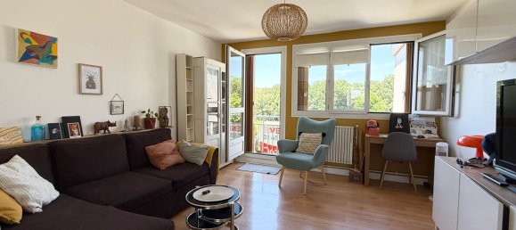 Apartamento T2 em Le Plessis-Trevise, France N.º 147061 3