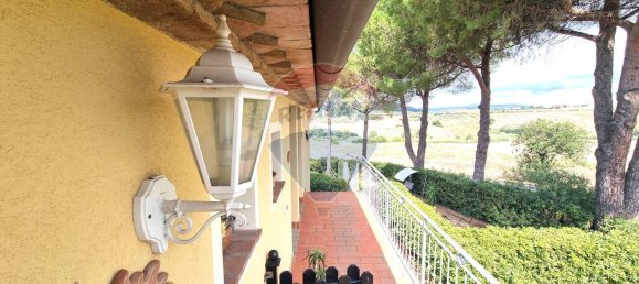 Квартира с 2 спальнями в Кастеллина Мариттима, Италия № 318702 36