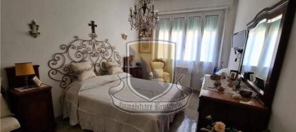6 rooms Apartment in Siena, Italy No. 30213 12