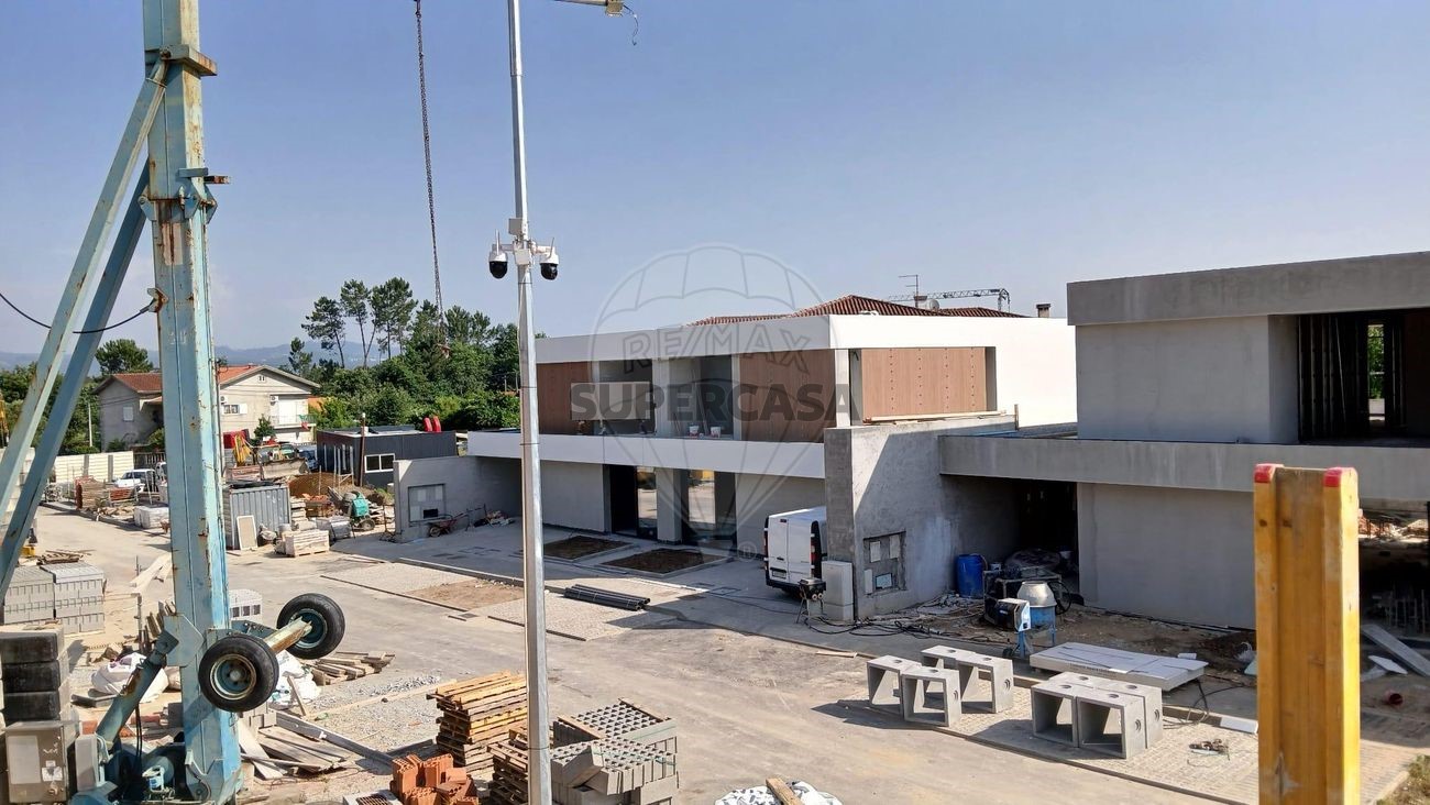 4 bedrooms Villa in Turiz, Portugal No. 219295