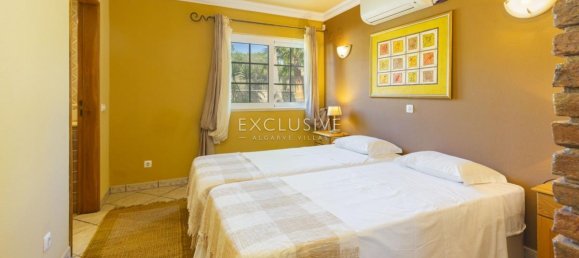 4 bedrooms Villa in Lagoa, Portugal No. 7480 10