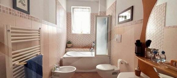 Apartamento de 4 habitaciónes en Grumo Appula, Italy No. 22539 5