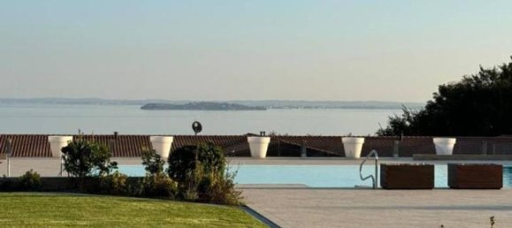 Apartamento de 3 habitaciónes en Manerba del Garda, Italy No. 90683 17