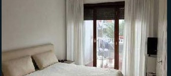 5 rooms Apartment in Naples, Italy No. 9537 6