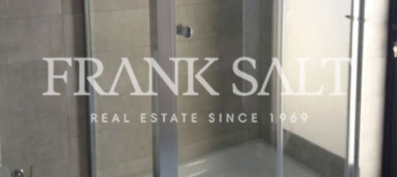 1 bedroom Penthouse in Gzira, Malta No. 4097 6