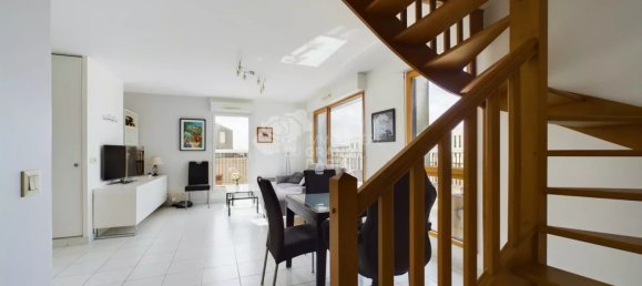 4 غرف نوم منزل ذو طابقين في Vitry-sur-Seine, France رقم 183846 5