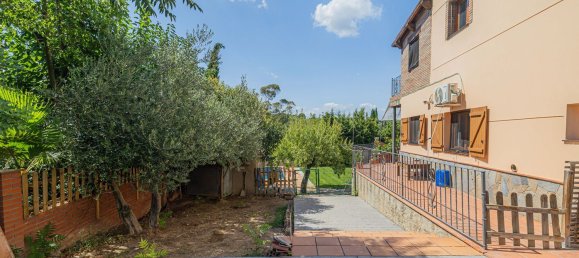 3 bedrooms House in Rubi, Spain No. 190121 4