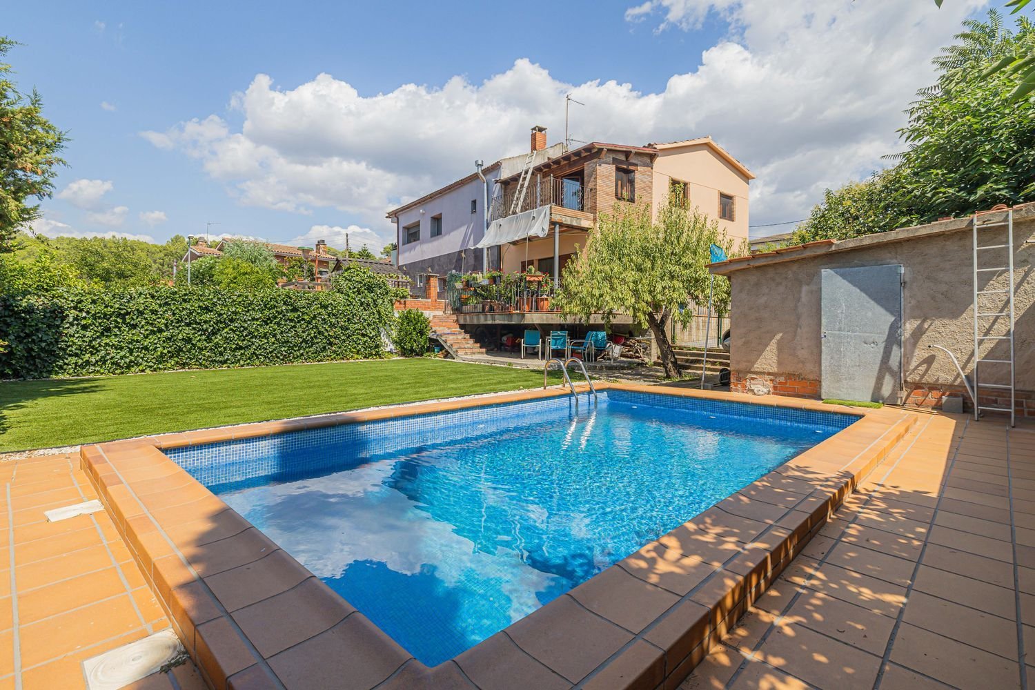 3 bedrooms House in Rubi, Spain No. 190121