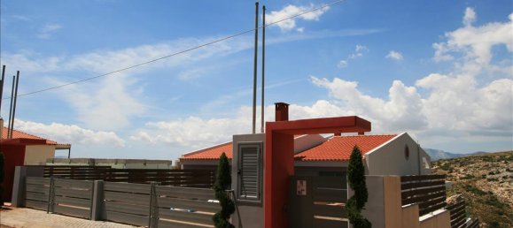 Коммерческая недвижимость с 4 спальнями в Рафина, Греция № 7889 8