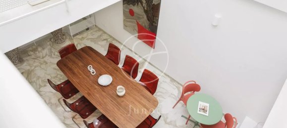 6 bedrooms Villa in Paris, France No. 346363 3