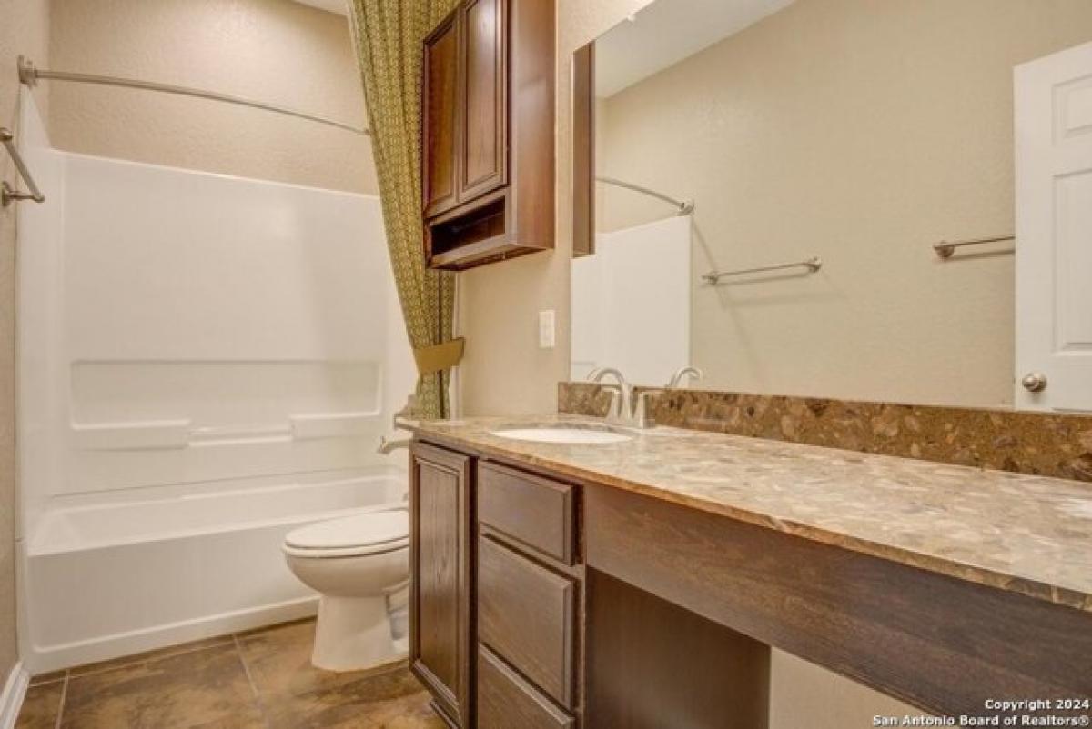 3 bedrooms House in Converse, USA No. 436003