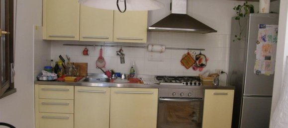 3 rooms Penthouse in Ponsacco, Italy No. 195991 5