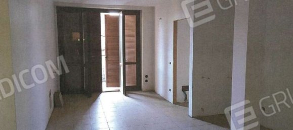 Apartamento de 2 divisões em Cassano Magnago, Italy N.º 3226 40