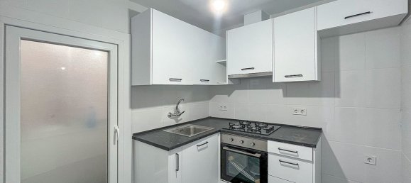 3 bedrooms Apartment in Barcelona, Spain No. 10740 2