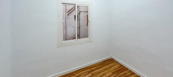 3 bedrooms Apartment in Barcelona, Spain No. 10740 5