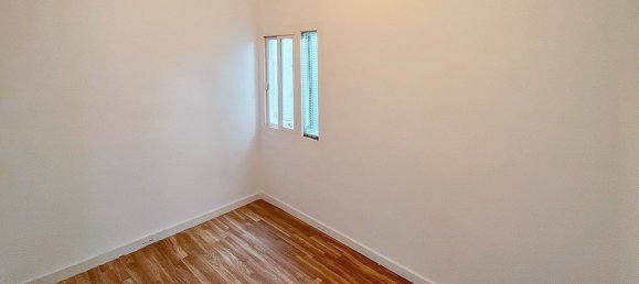 3 bedrooms Apartment in Barcelona, Spain No. 10740 4