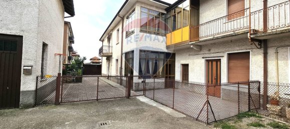 8 bedrooms House in Gallarate, Italy No. 363465 33