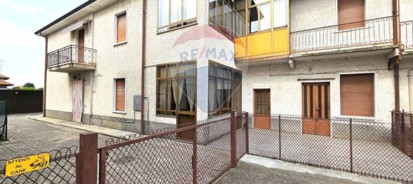 8 bedrooms House in Gallarate, Italy No. 363465 32