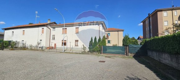 8 bedrooms House in Gallarate, Italy No. 363465 26