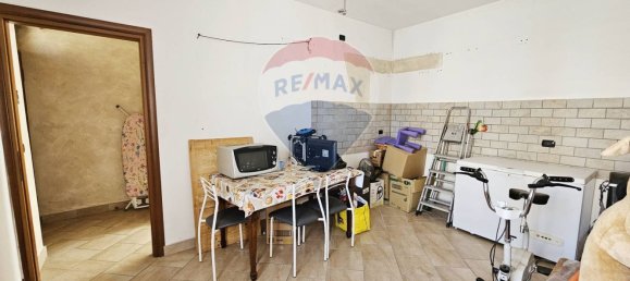 8 bedrooms House in Gallarate, Italy No. 363465 3