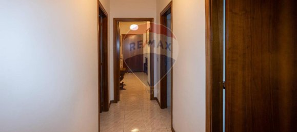 Квартира с 8 комнатами в Морро д’Альба, Италия № 3528 13