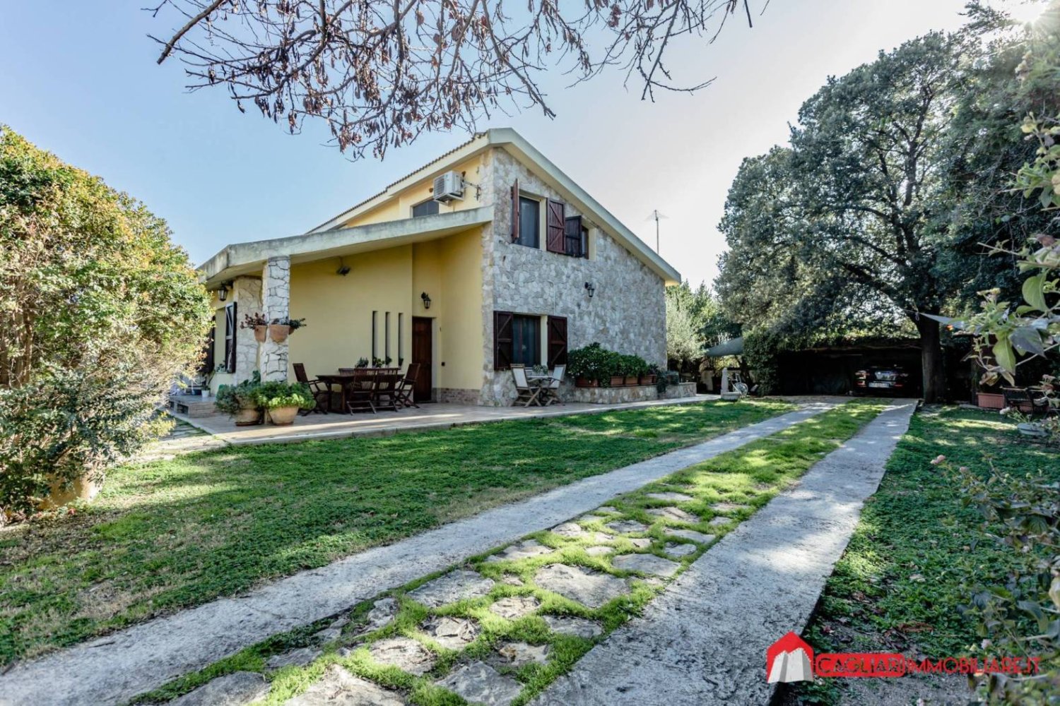 4 bedrooms Villa in Quartu Sant'Elena, Italy No. 120108