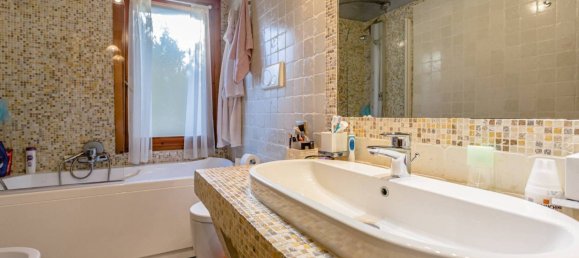 4 bedrooms Villa in Quartu Sant'Elena, Italy No. 120108 25