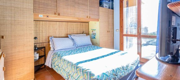 4 bedrooms Villa in Quartu Sant'Elena, Italy No. 120108 9