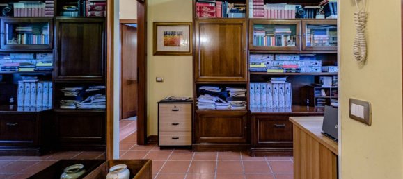 4 bedrooms Villa in Quartu Sant'Elena, Italy No. 120108 4