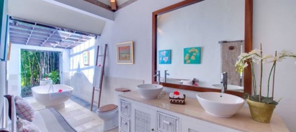 Вилла с 5 спальнями в Seminyak, Бадунг, Бали, Индонезия № 2956 4