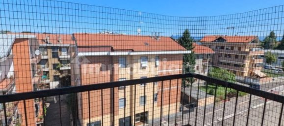 3 Schlafzimmer Wohnung in Legnano, Italy, Nr. 271489 9