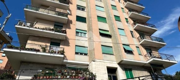 3 Schlafzimmer Wohnung in Genoa, Italy, Nr. 349413 17