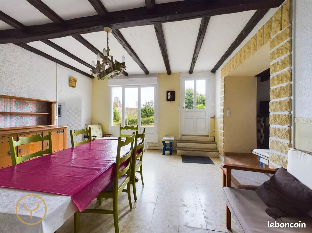3 Schlafzimmer Haus in Arrelles, France, Nr. 259537