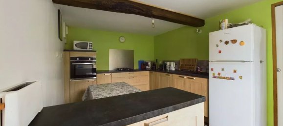 3 Schlafzimmer Haus in Arrelles, France, Nr. 259537 2