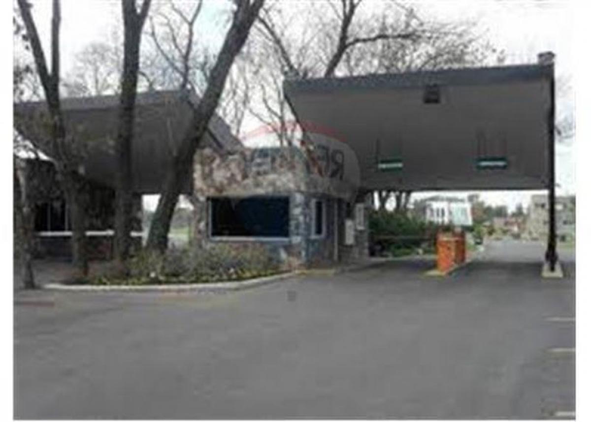  Land in Pilar, Argentina No. 117057