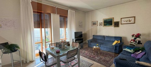 6 rooms Apartment in Vicenza, Italy No. 19223 3