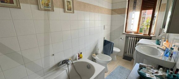 6 rooms Apartment in Vicenza, Italy No. 19223 14