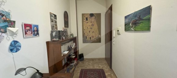6 rooms Apartment in Vicenza, Italy No. 19223 10