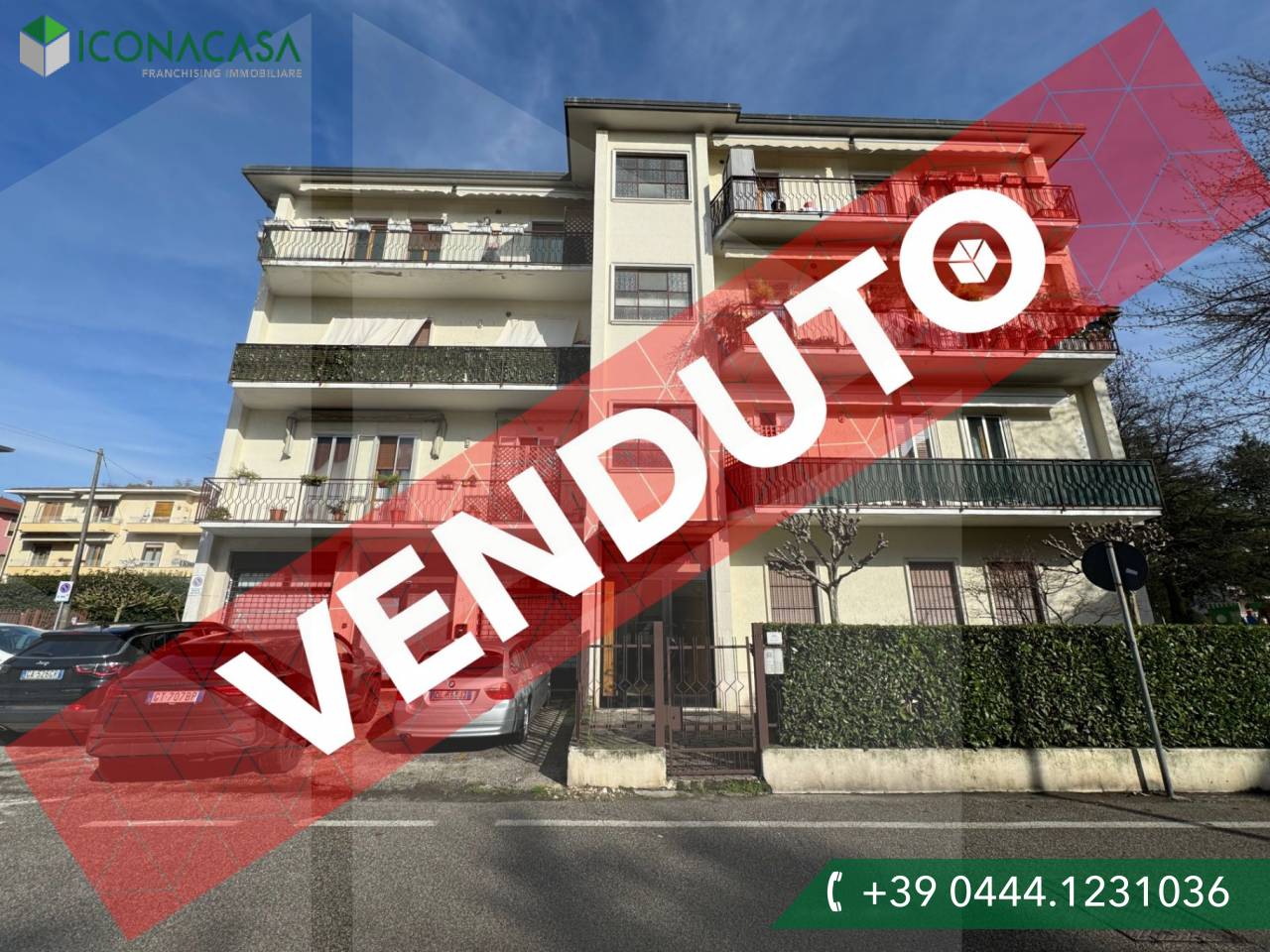 6 rooms Apartment in Vicenza, Italy No. 19223